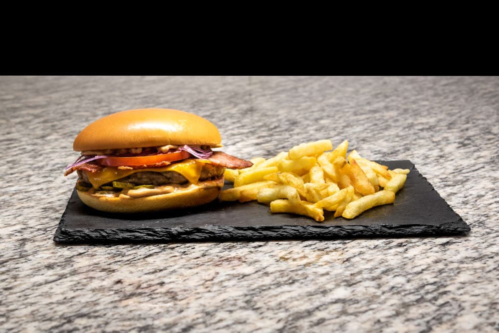 СВИНСКИ SMOKEY BURGER