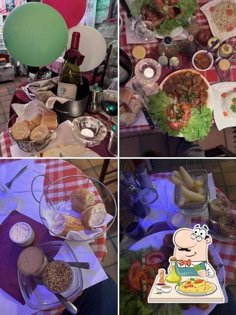 Repas convivial à La Petite Rose des Sables